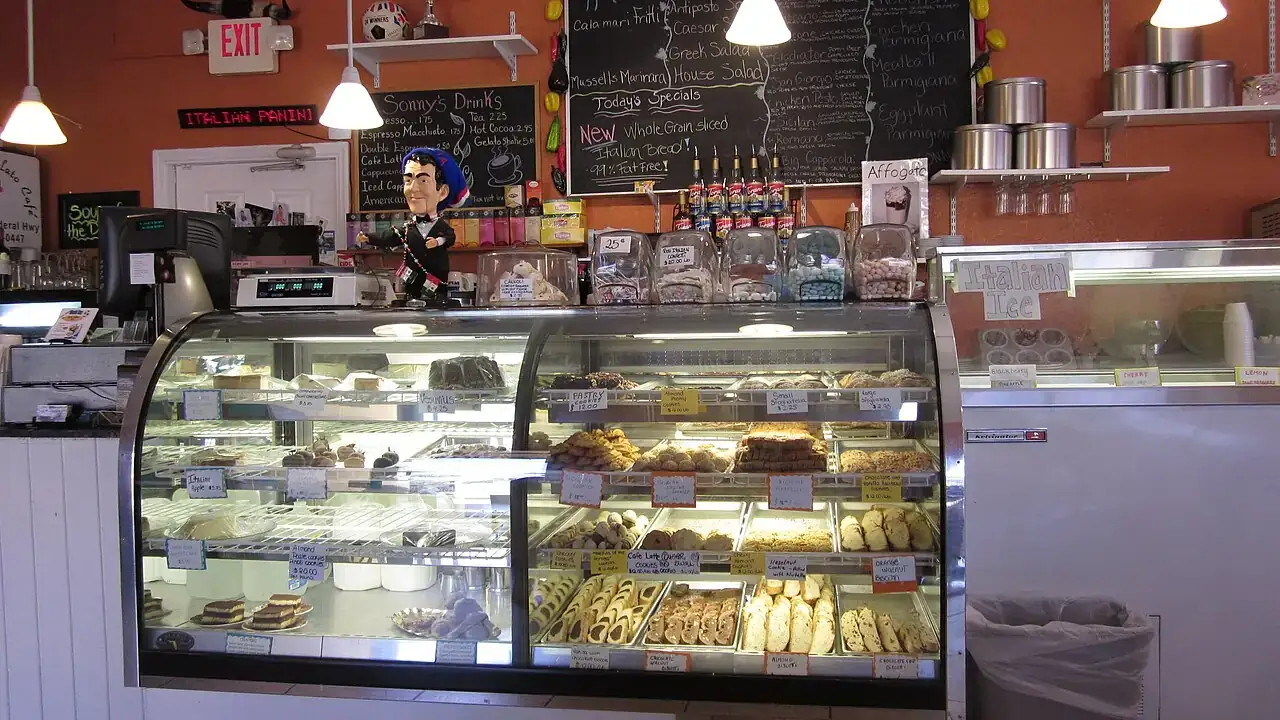 Ice cream parlour counter